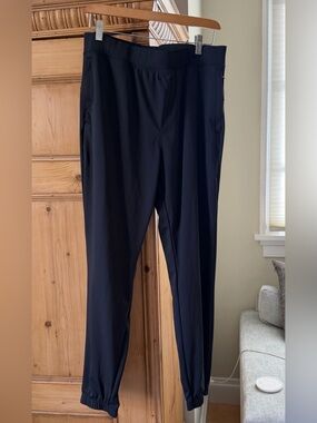 Men's Black Performance Joggers with Elastic Cuffs and zipper pockets